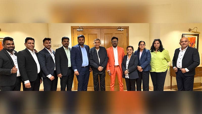 සෙලින්කෝ ලයිෆ් අලෙවි කණ්ඩායමට මැලේසියාවේදී නායකත්ව පුහුණුවක්
