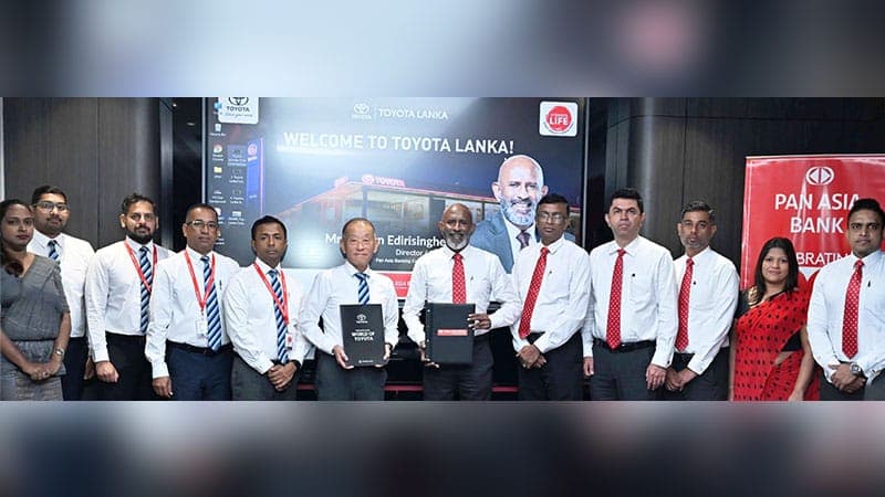 පෑන් ඒෂියා බැංකුව සහ Toyota Lanka එක් වී  පාරිභෝගිකයන්ට විශ්වාසනීය වාහන විසඳුම් පිරිනමයි