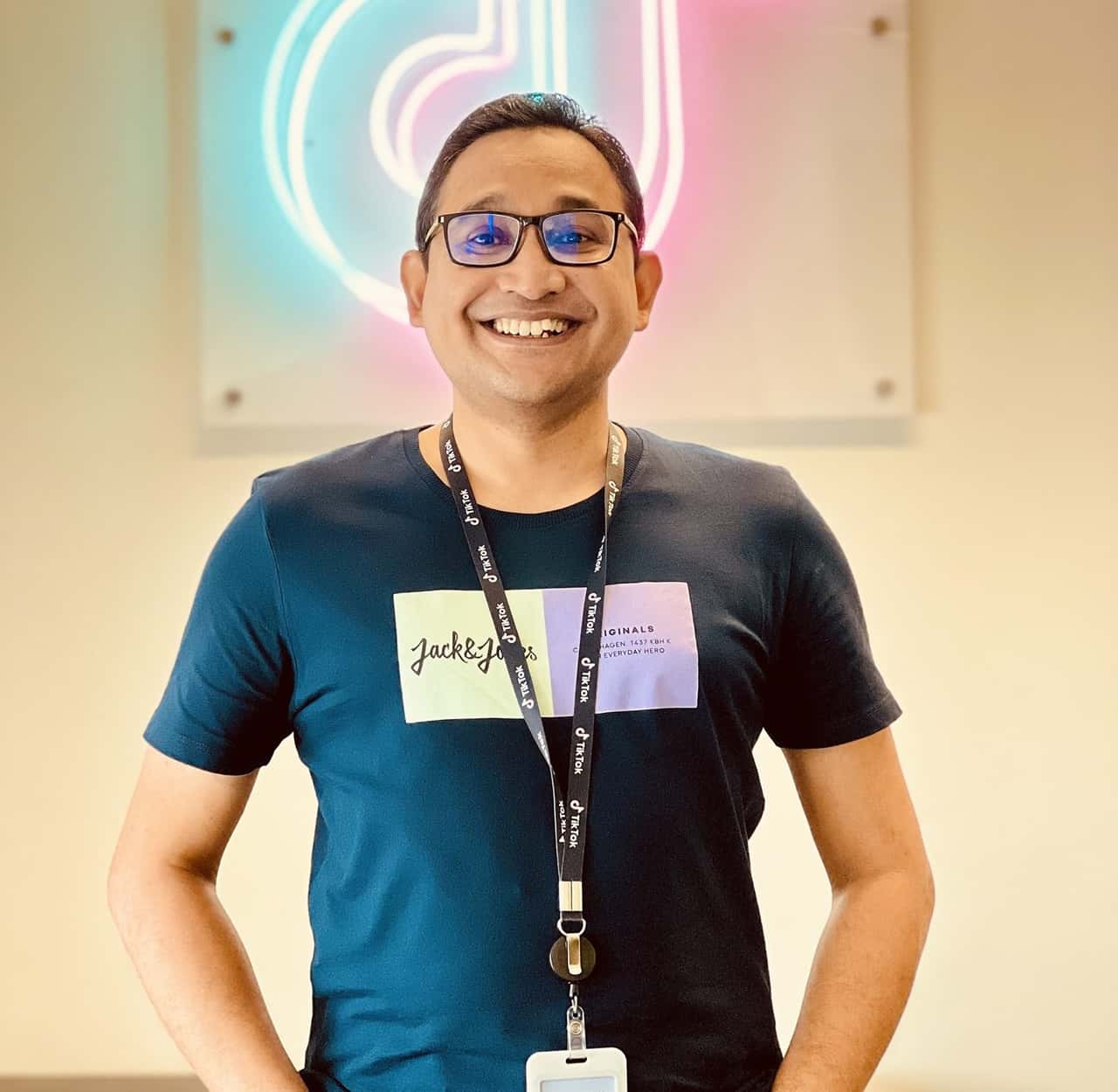 ශ්රී ලාංකේය තාරුණ්යයේ අධ්යාපනය, ගවේෂණය හා නිර්මාණාත්මක භාවය වෙනුවෙන් ආරක්ෂිත ඩිජිටල් අවකාශයක්
